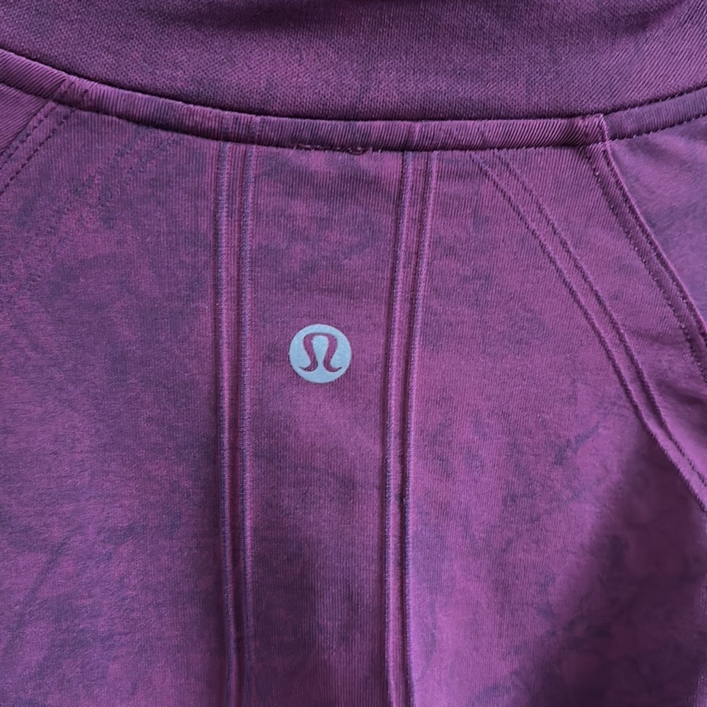 Lululemon Lightweight Compression Jacket, Size 10… - image 5